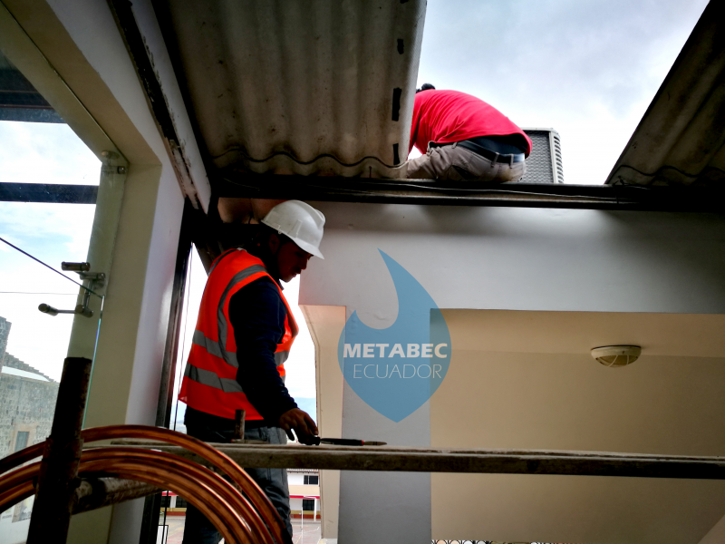 METABEC-Instalacion-Aire- acondicionado-Ecuador-3